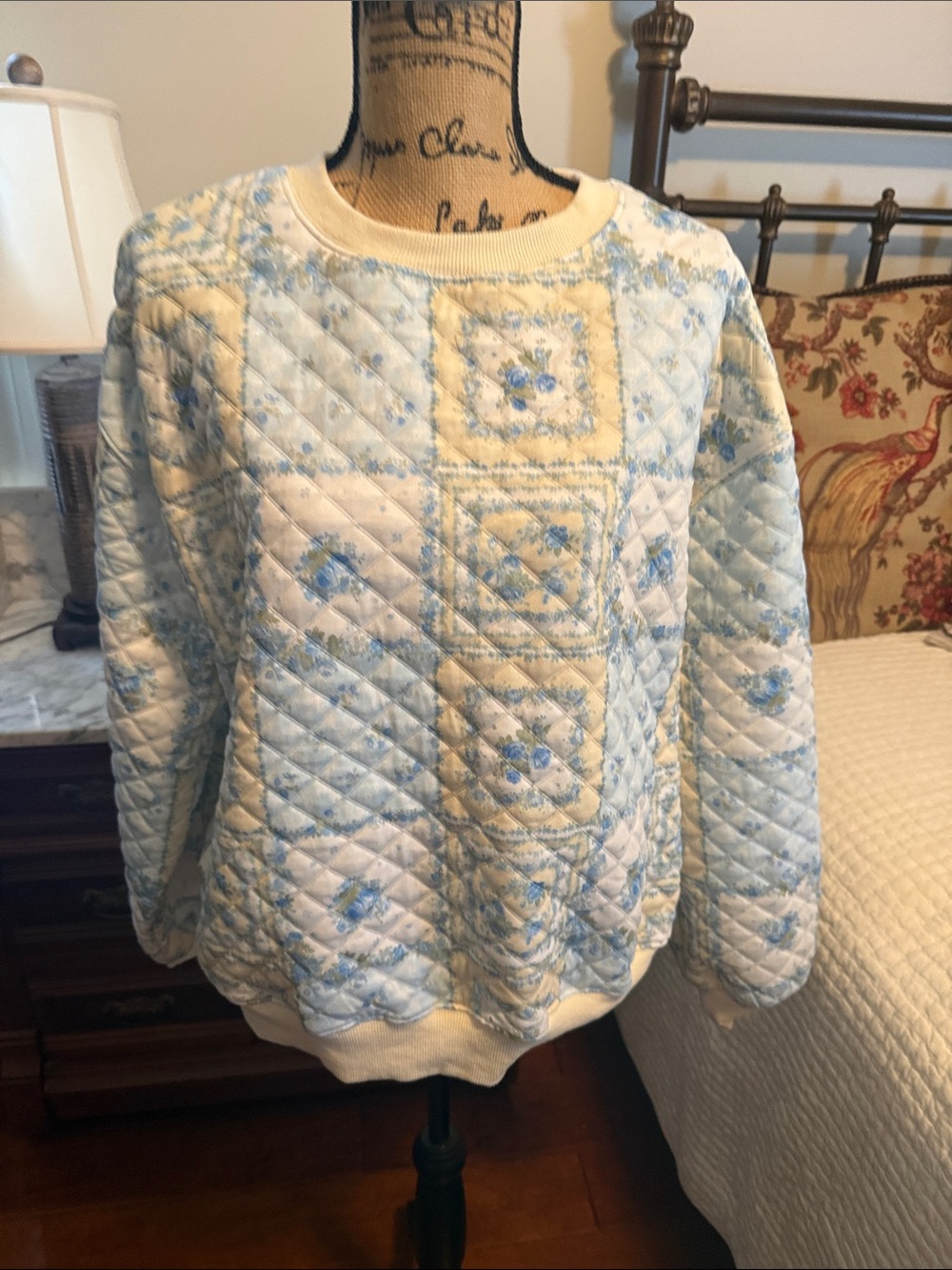 Quilted Floral Crewneck Sweatshirt and short set